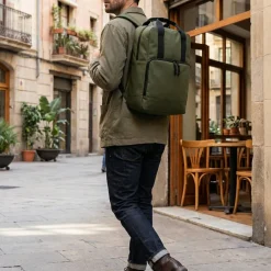 BAG BASE BG287 - Sac à dos en polyester recyclé