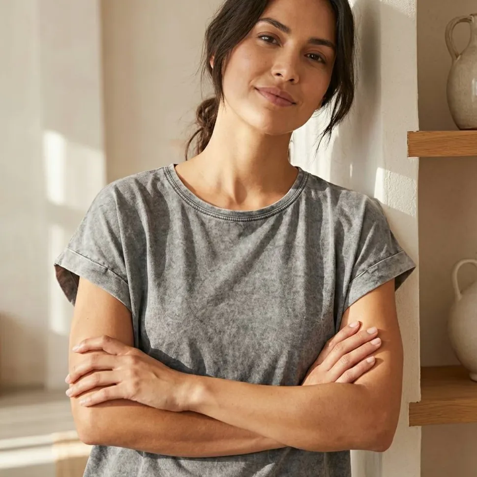 BUILD YOUR BRAND BY053 - T-shirt femme délavé