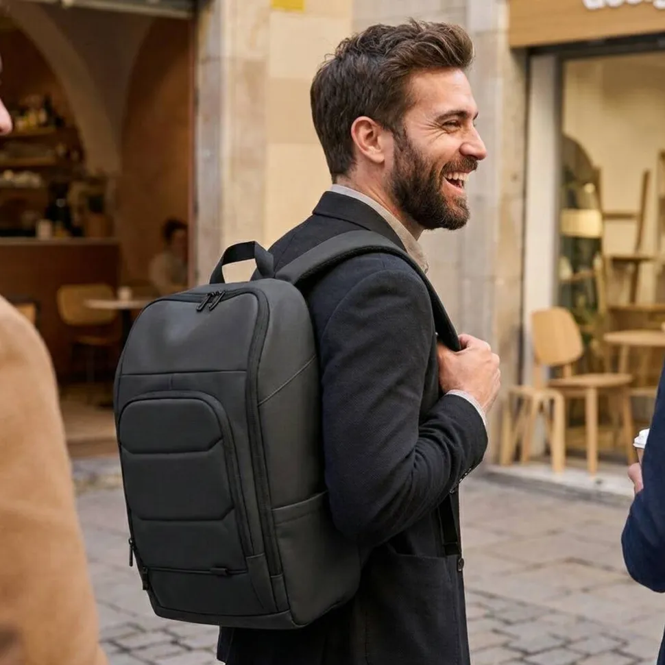 Sac à dos pour ordinateur portable en polyester recyclé 600D haute densité 16